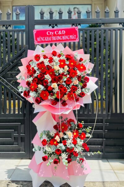 Kệ hoa khai trương