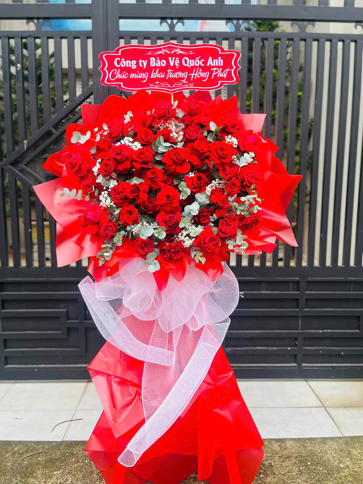 Kệ hoa khai trương