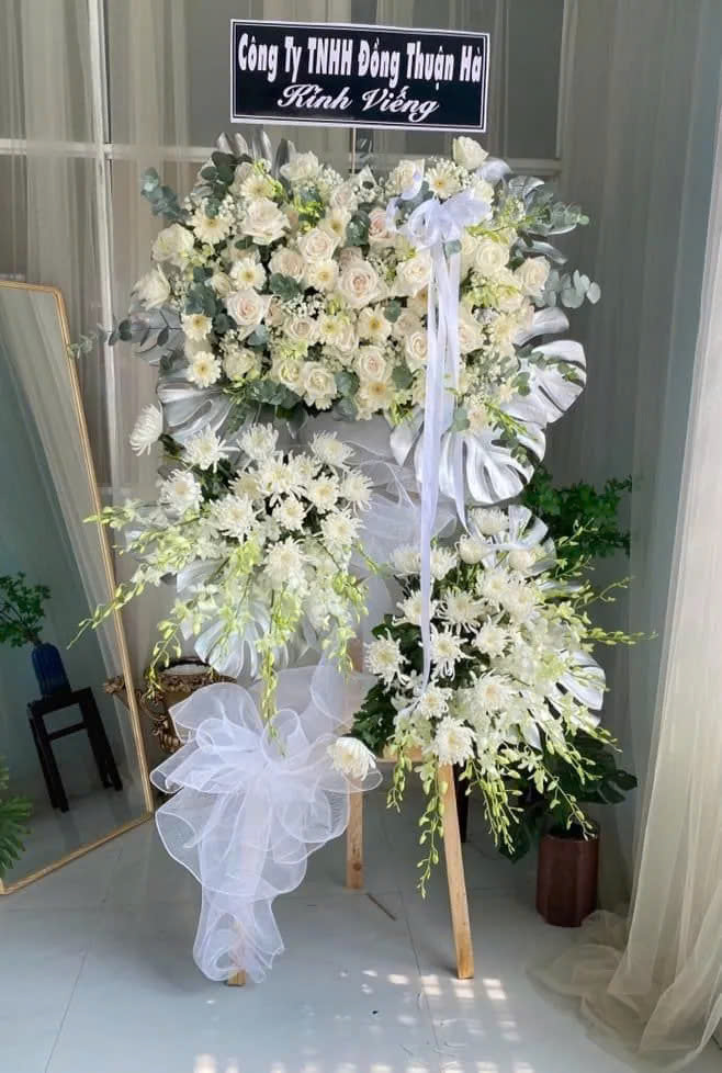 Kệ Hoa Tang Vũng Tàu – Giao Nhanh, Trang Trọng